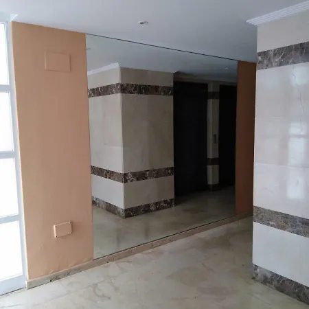 6 Carrer Llevant Διαμέρισμα *