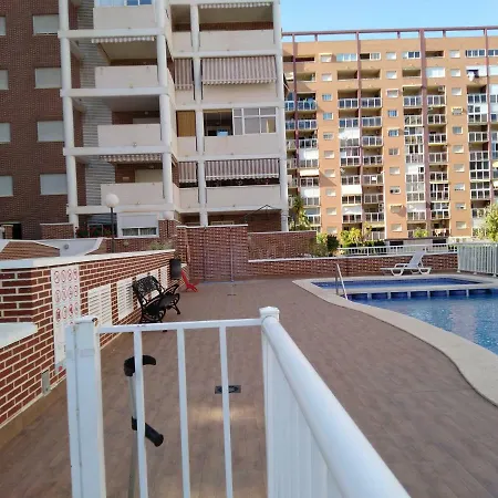 6 Carrer Llevant شقة